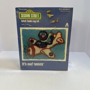 Sesame Street latch hook rug kit 1979 " It me! Grover" style 9303 Grover Muppets
